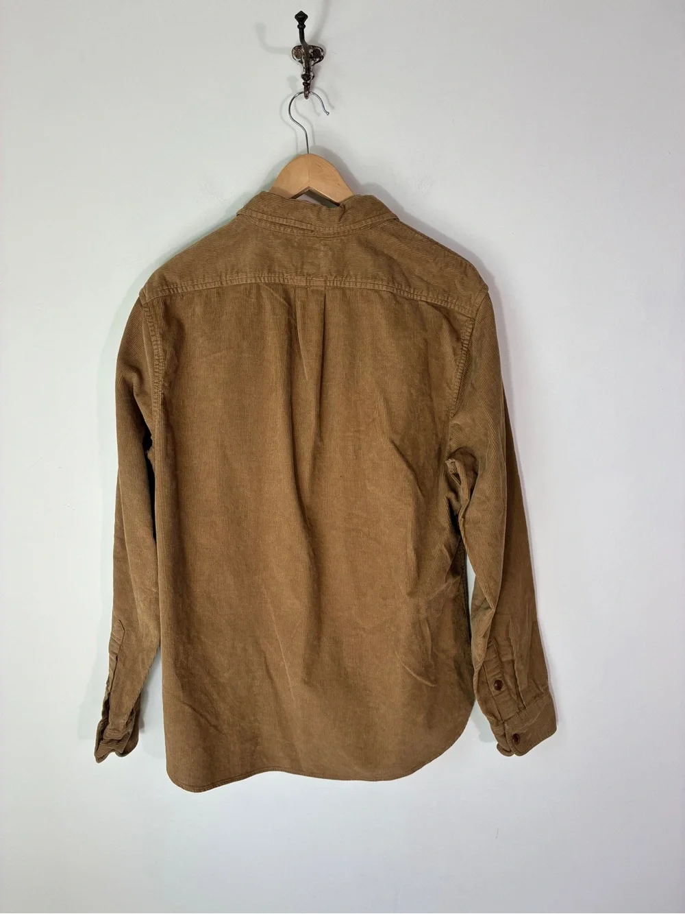 J. Crew Men’s Long Sleeve Corduroy Button-up Workshirt Size M